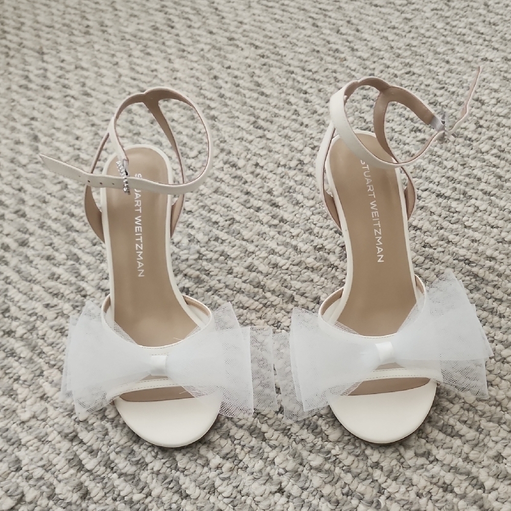 Stuart Weitzman Blushing Bow Sandals Size 8 $550